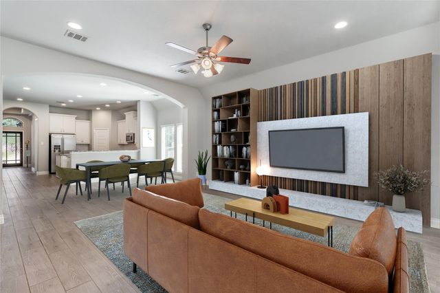 237 N Carson Cub Court, Montgomery, TX 77316