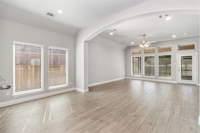 237 N Carson Cub Court, Montgomery, TX 77316