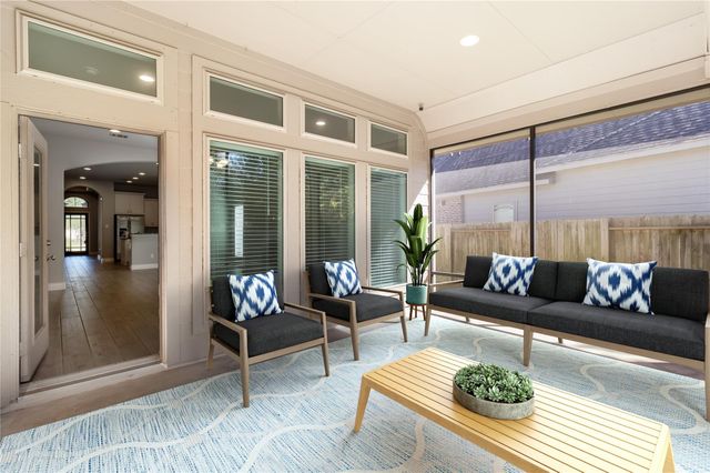 237 N Carson Cub Court, Montgomery, TX 77316