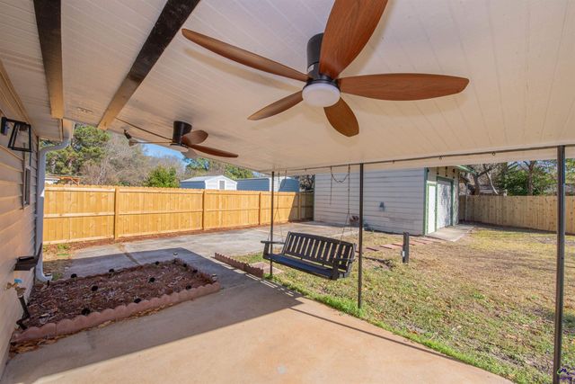 302 Dunmurry Place, Warner Robins, GA 31093