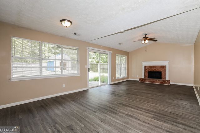 2442 Rosedale Creek Drive, Snellville, GA 30078