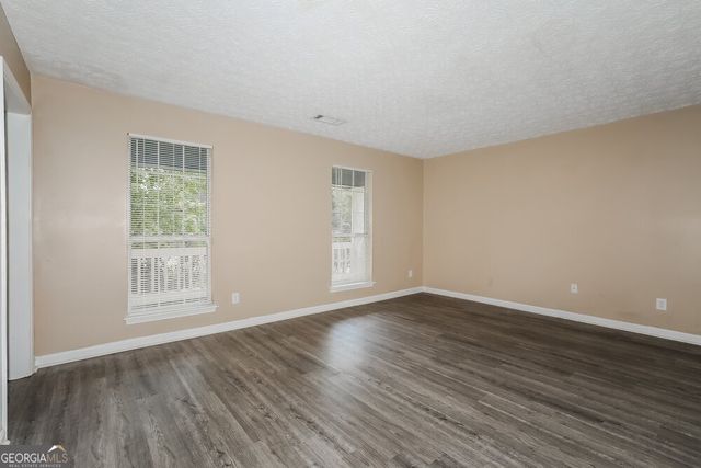 2442 Rosedale Creek Drive, Snellville, GA 30078