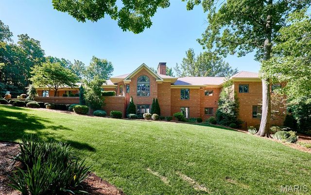 3 Forest Hills Drive, Washington, MO 63090