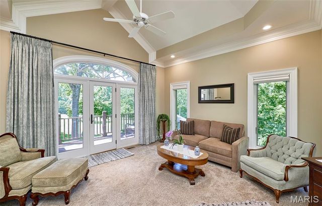 3 Forest Hills Drive, Washington, MO 63090