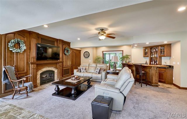 3 Forest Hills Drive, Washington, MO 63090