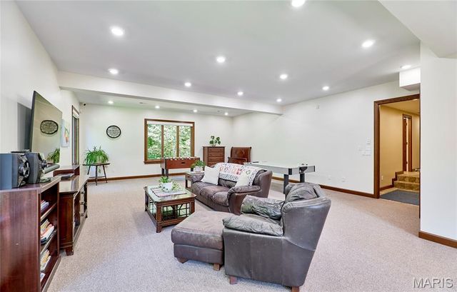 3 Forest Hills Drive, Washington, MO 63090