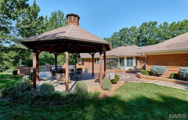 3 Forest Hills Drive, Washington, MO 63090