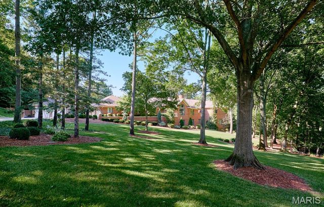3 Forest Hills Drive, Washington, MO 63090