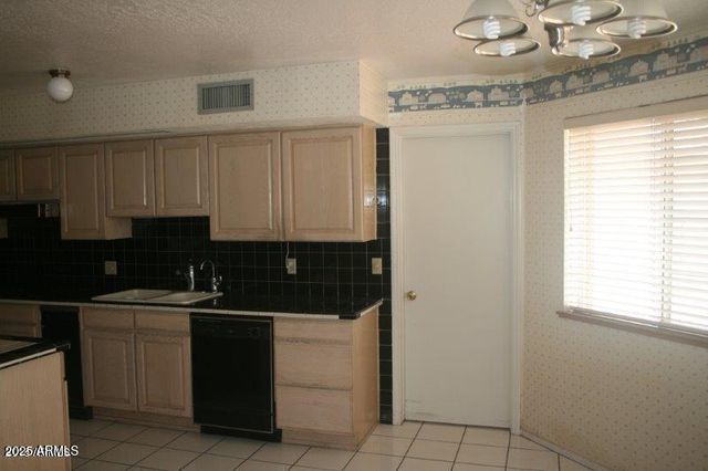 804 N ALZORA Way, Tolleson, AZ 85353