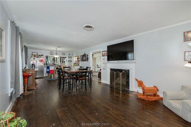 301 Elm Ave, Bryan, TX 77801