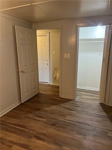 301 Elm Ave, Bryan, TX 77801