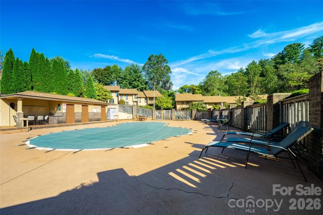 12 Pebble Creek Drive, Asheville, NC 28803