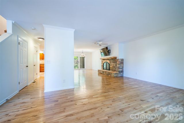12 Pebble Creek Drive, Asheville, NC 28803