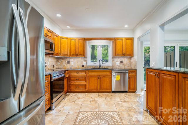 12 Pebble Creek Drive, Asheville, NC 28803