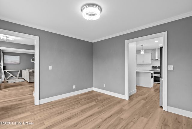 4003 Landherr Dr, Louisville, KY 40299