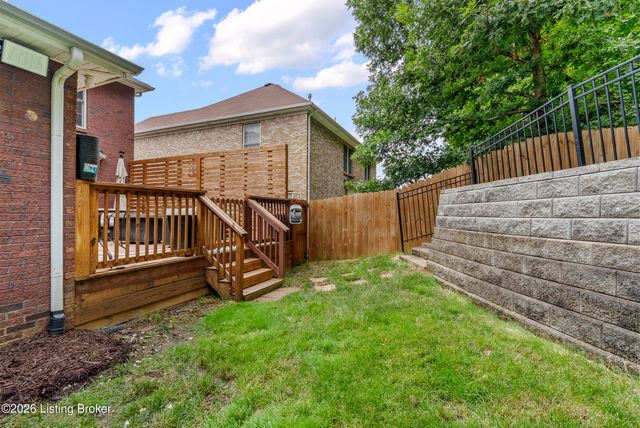 4003 Landherr Dr, Louisville, KY 40299