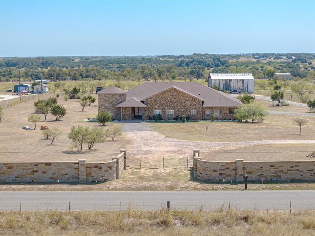 2833 CR 219, Florence, TX 76527