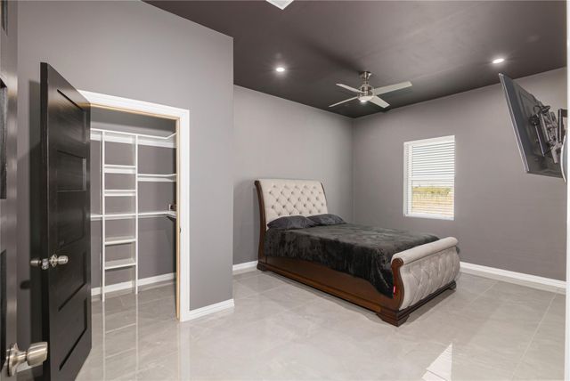 2833 CR 219, Florence, TX 76527