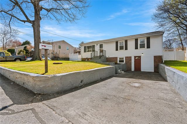 102 Cochran Street, West Warwick, RI 02893