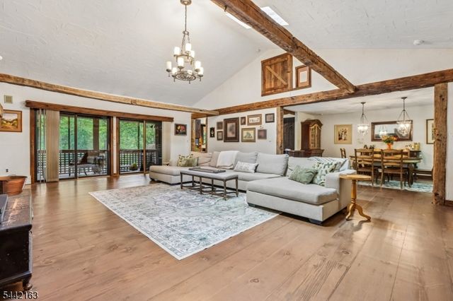 765 Pines Lake Dr, Wayne Twp., NJ 07470