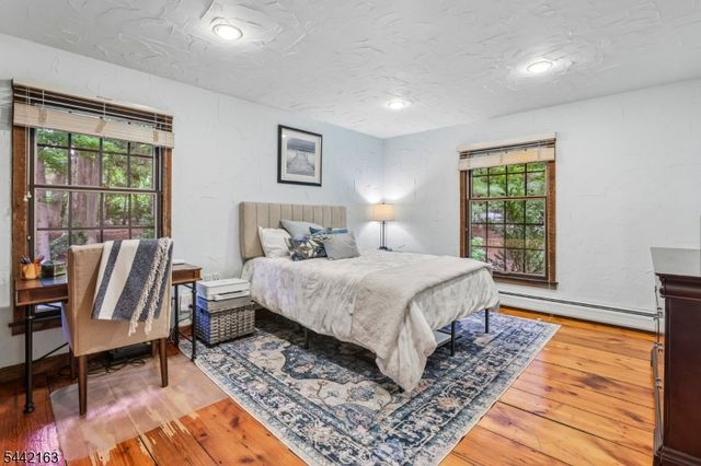 765 Pines Lake Dr, Wayne Twp., NJ 07470