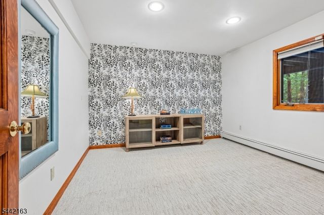 765 Pines Lake Dr, Wayne Twp., NJ 07470