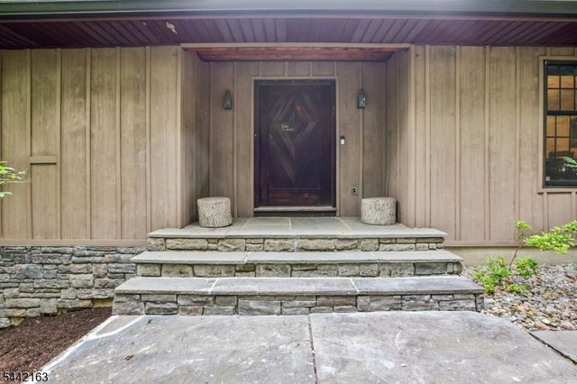 765 Pines Lake Dr, Wayne Twp., NJ 07470