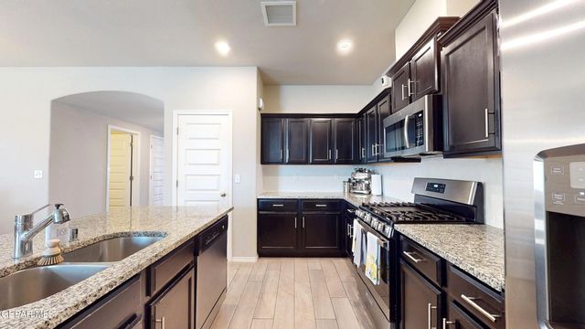 12264 DESERT VISTA Avenue, El Paso, TX 79938