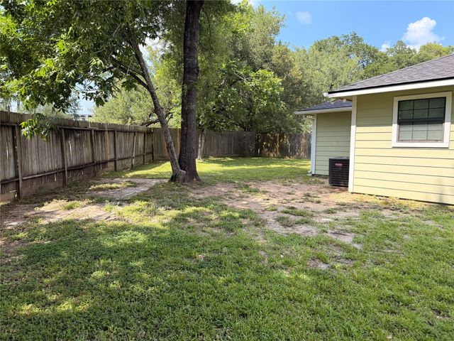 1101 Byrdsong Court, Conroe, TX 77301