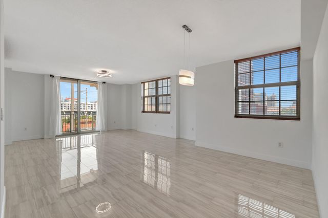 610 CLEMATIS Street 524, West Palm Beach, FL 33401