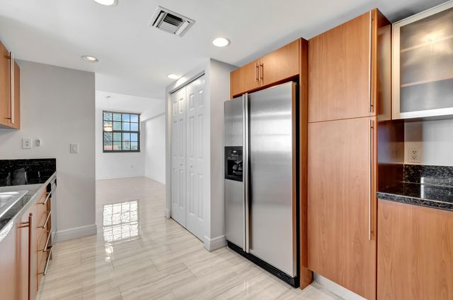 610 CLEMATIS Street 524, West Palm Beach, FL 33401