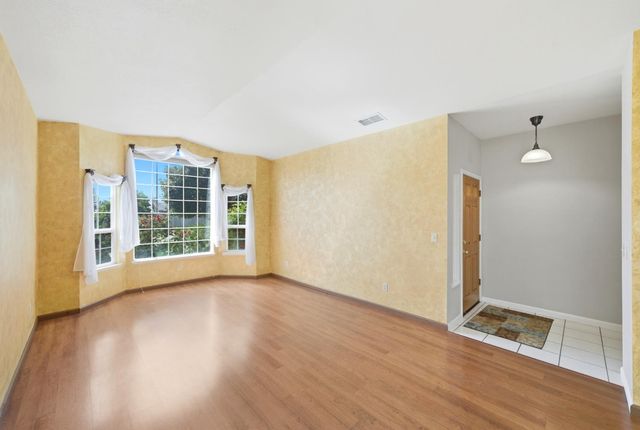 1122 Yolanda Dr, Yuba City, CA 95993