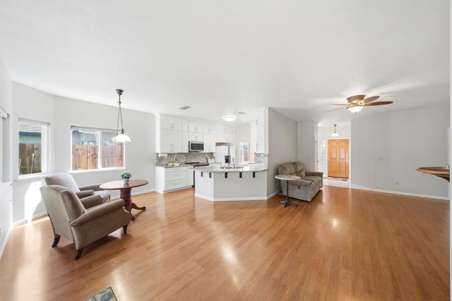1122 Yolanda Dr, Yuba City, CA 95993