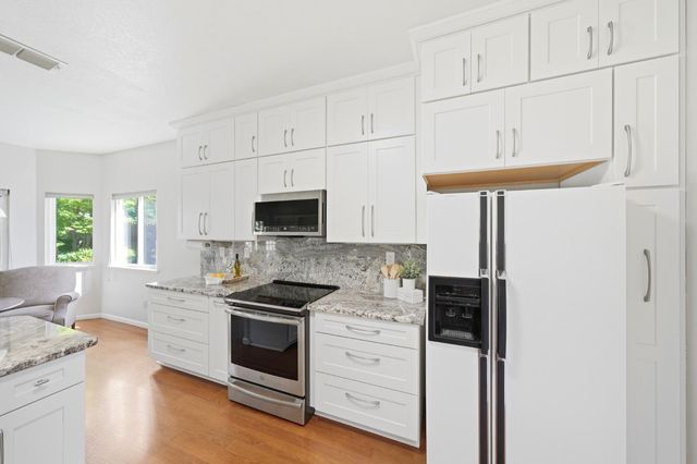 1122 Yolanda Dr, Yuba City, CA 95993