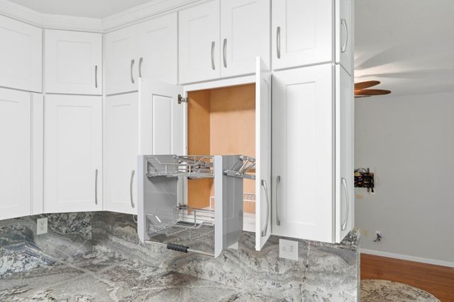 1122 Yolanda Dr, Yuba City, CA 95993