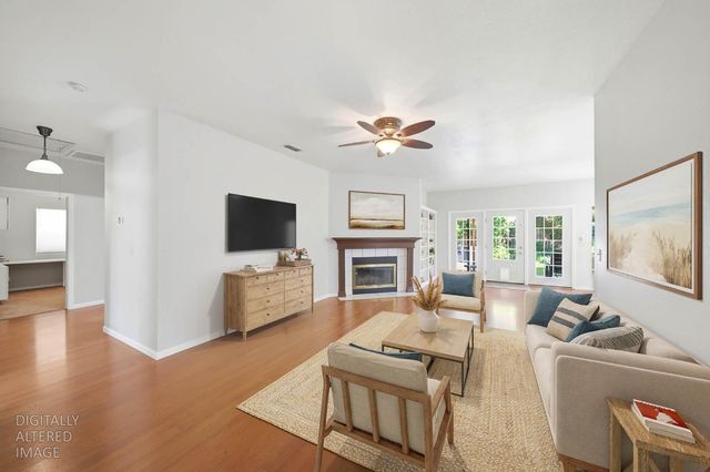 1122 Yolanda Dr, Yuba City, CA 95993