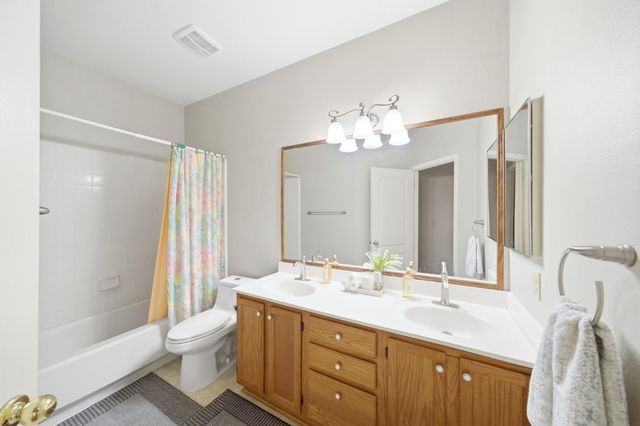 1122 Yolanda Dr, Yuba City, CA 95993
