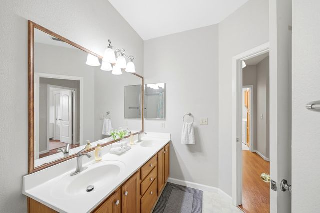 1122 Yolanda Dr, Yuba City, CA 95993