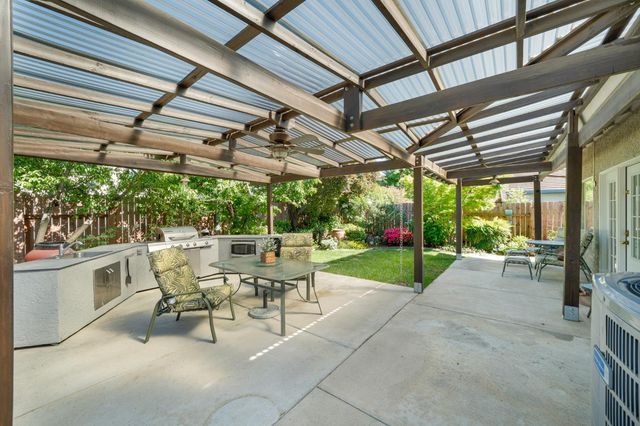 1122 Yolanda Dr, Yuba City, CA 95993