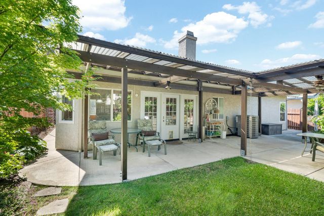 1122 Yolanda Dr, Yuba City, CA 95993