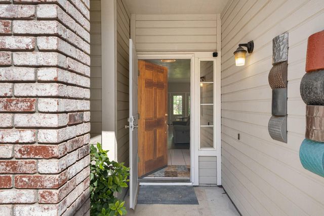 1122 Yolanda Dr, Yuba City, CA 95993