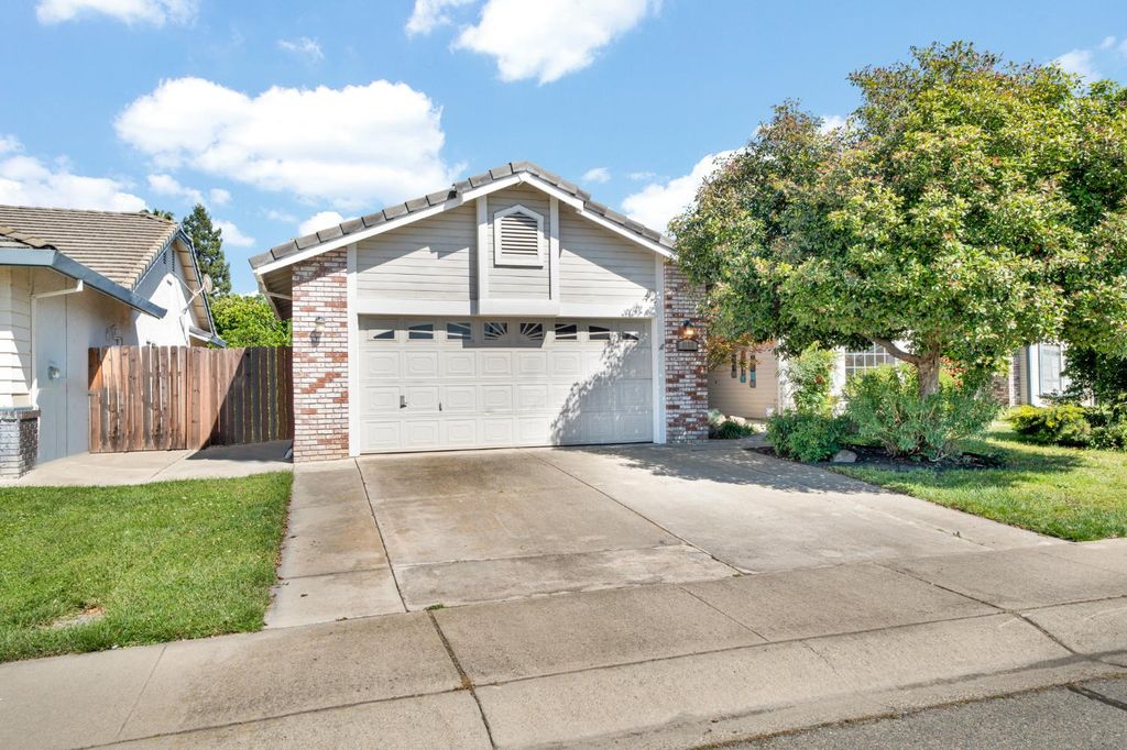 1122 Yolanda Dr, Yuba City, CA 95993