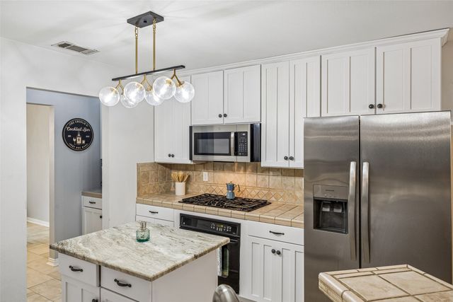 5522 Challenger Court, Rockwall, TX 75032