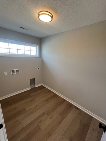 607 W Wright Road, Norwalk, IA 50211