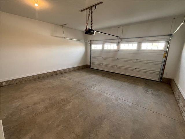 607 W Wright Road, Norwalk, IA 50211