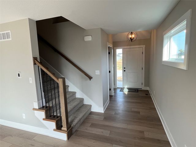 607 W Wright Road, Norwalk, IA 50211