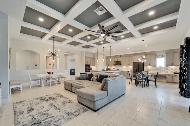 9152 WARM SPRINGS CIRCLE, Parrish, FL 34219