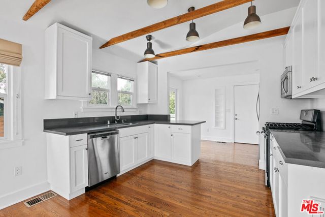 6217 Poppy Peak Drive, Los Angeles, CA 90042