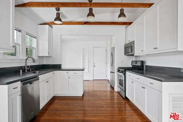 6217 Poppy Peak Drive, Los Angeles, CA 90042