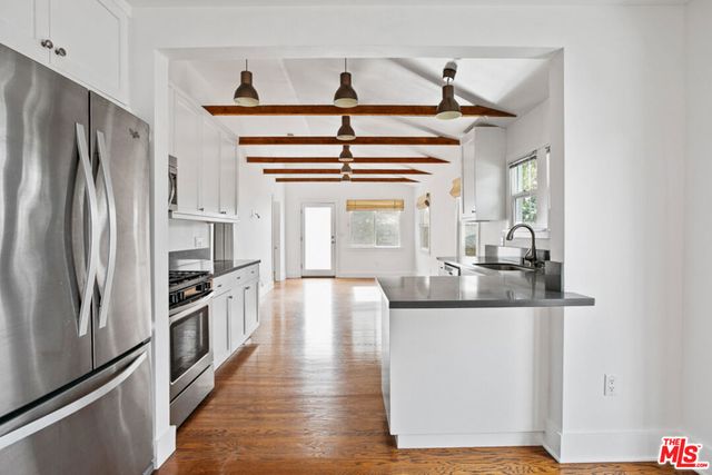 6217 Poppy Peak Drive, Los Angeles, CA 90042